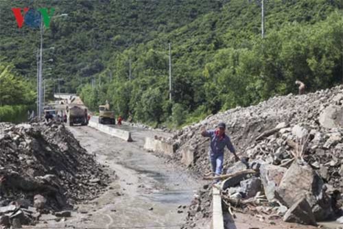 Mưa lũ ở Khánh Hòa đã làm 20 người chết và mất tích