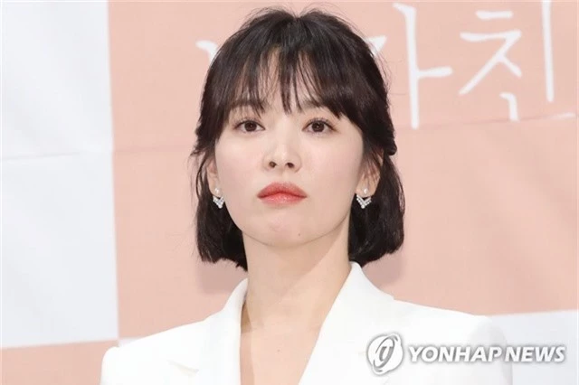 Song Hye Kyo khoe nhan sắc đỉnh cao bên mỹ nam Park Bo Gum - Ảnh 8.