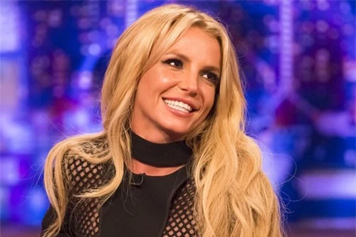 10. Britney Spears. Tổng thu nhập: 30 triệu USD/năm.