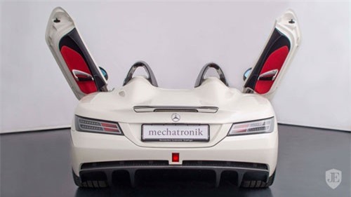 Siêu xe Mercedes 10 năm tuổi, đắt hơn Bugatti Chiron