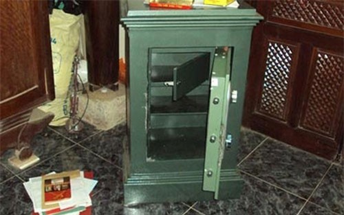 "Đại gia" Sài Gòn bị trộm đột nhập phá két sắt lấy hơn 6 tỷ đồng