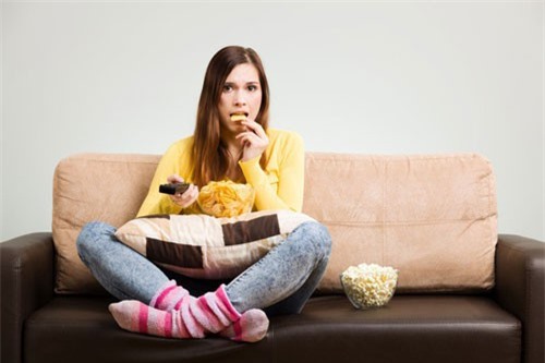 Người bị táo bón nên tránh làm điều gì để không khiến tình trạng bệnh thêm trầm trọng?