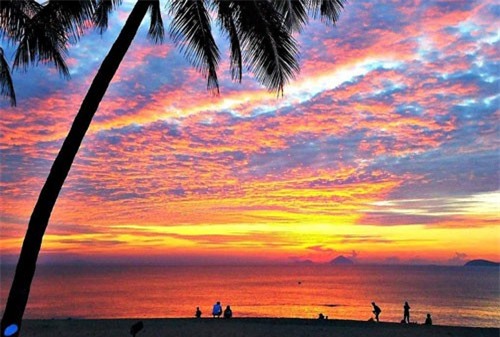 Khám phá vẻ đẹp hoang sơ, bình dị của đảo Hòn Sơn