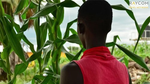 Gia đình Nam Sudan bán đấu giá thiếu nữ 16 tuổi trên Facebook