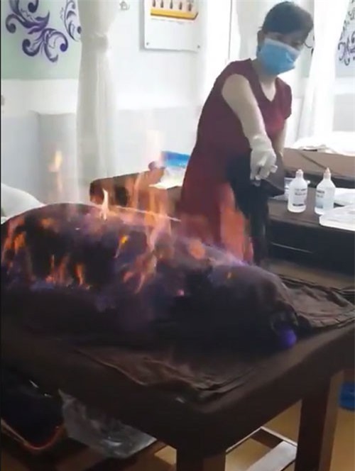 Sự thật về phương pháp hỏa liệu trị bệnh quảng cáo "tràn" trên mạng