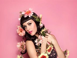 Top 10 nữ ca sĩ kiếm tiền giỏi nhất năm 2018: Katy Perry vô đối