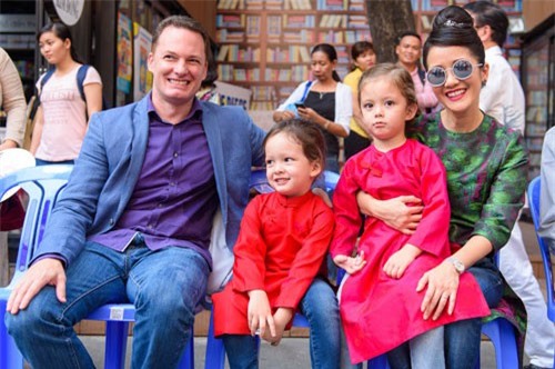 Rộ tin ly hôn vì kẻ thứ 3, chồng cũ Hồng Nhung tiết lộ sự thật về hôn nhân với Diva