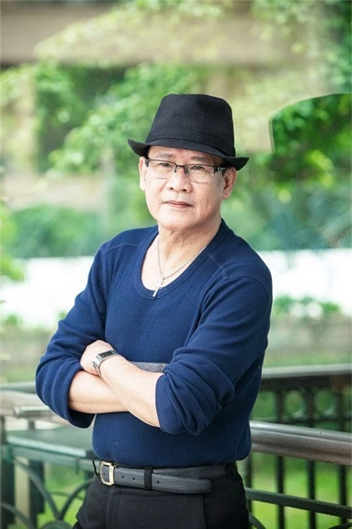 Danh ca Tuan Vu: “Toi khong phai dai gia, toi ngheo lam“-Hinh-3