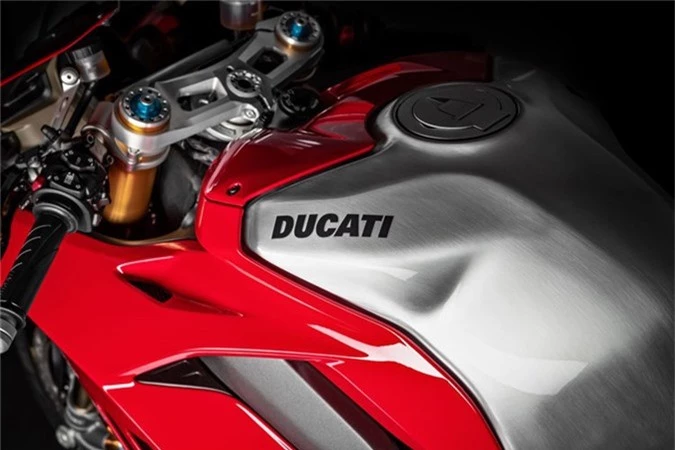 Ve Viet Nam, Ducati Panigale V4R se co gia hon 2 ty dong-Hinh-6