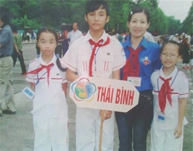 ngo ngang anh thuo hoc tro cua hoai linh, noo phuoc thinh va loat sao viet hinh anh 5