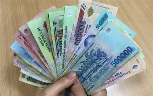 Đi nhà nghỉ vui vẻ với bạn trai, rủ bạn thân đi theo dàn cảnh trộm tiền