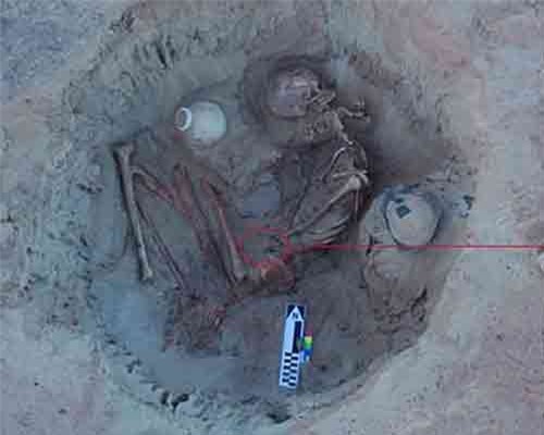 Bí ẩn hài cốt người mẹ sinh con dang dở suốt 3.700 năm