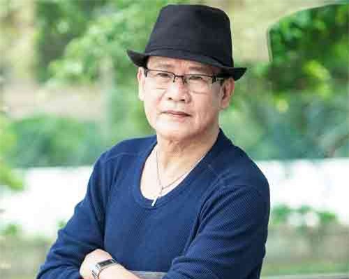 Danh ca Tuấn Vũ: 'Tôi không phải đại gia, tôi nghèo lắm'