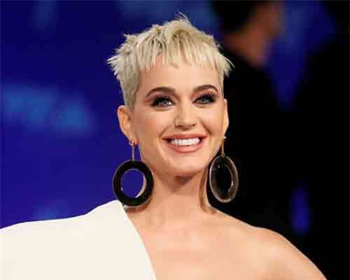 Katy Perry đánh bại Taylor Swift và Rihanna về thu nhập
