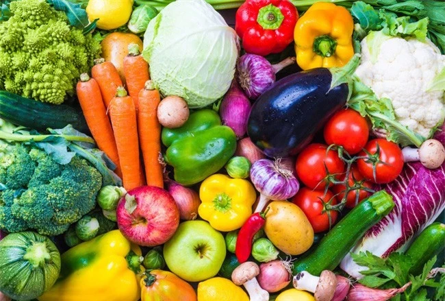 Một số nghiên cứu cho thấy những người duy trì sử dụng thực phẩm nuôi trồng hữu cơ có tỷ lệ mắc ung thư thấp hơn (Ảnh minh họa)