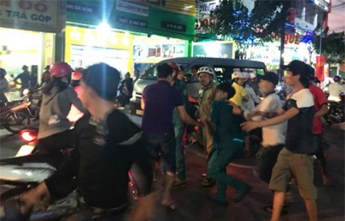 Ẩu đả vì hát karaoke gây ồn ào, 3 người thương vong