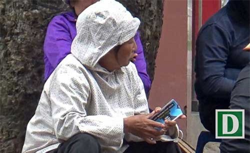 Phe vé vẫn hét giá gấp 3 lần trận Việt Nam-Campuchia tại sân Hàng Đẫy