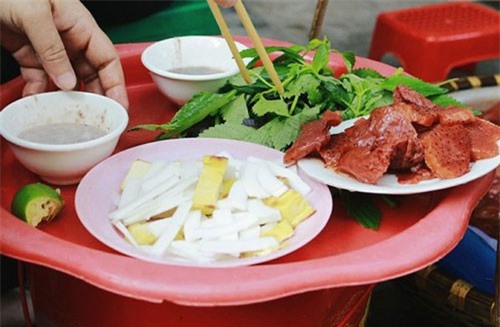 Những món ăn chơi ngon hết xảy chốn Hà thành