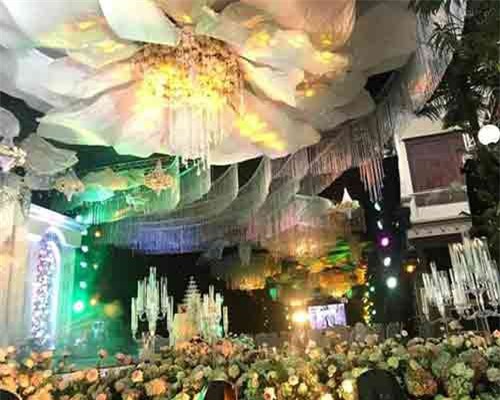 Nhà trai chi 2,5 tỷ đồng cho không gian cưới hoàng gia ở Cao Bằng