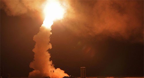 Crimea dùng rồng lửa S-400 nghiền nát kẻ thù giả định