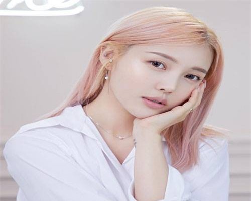 Phụ nữ Hàn 'ăn gian' tuổi nhờ 6 chiêu make up thần thánh