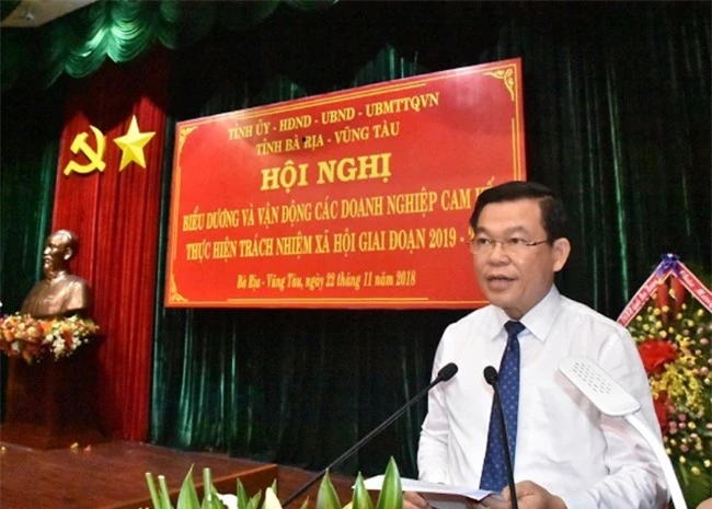 Bí thư Tỉnh ủy BRVT Nguyễn Hồng Lĩnh phát biểu tại hội nghị vận động doanh nghiệp cam kết thực hiện trách nhiệm xã hội (ảnh QD)