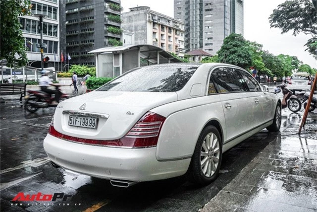 Hàng hiếm Maybach 62S biển số tứ quý 9 của dân chơi Sài Gòn - Ảnh 4.