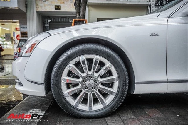 Hàng hiếm Maybach 62S biển số tứ quý 9 của dân chơi Sài Gòn - Ảnh 7.