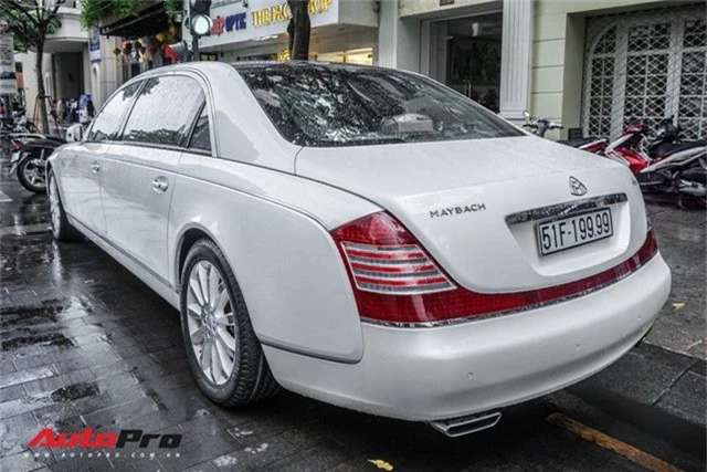 Hàng hiếm Maybach 62S biển số tứ quý 9 của dân chơi Sài Gòn - Ảnh 9.