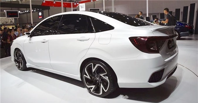 Ngắm sedan Honda Envix to hơn Civic, máy bé hơn City sắp bán ra ảnh 5