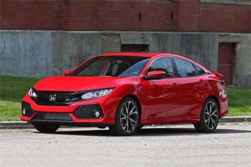 Top 10 xe thể thao giá 'hạt dẻ' khách hàng cần chú ý