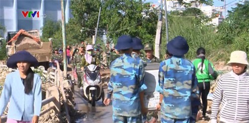 Khánh Hòa: Di dời dân ra khỏi vùng nguy hiểm để ứng phó với bão số 9