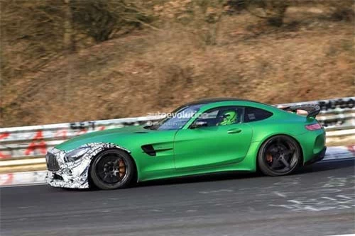 2. Mercedes-AMG GT R 2019.