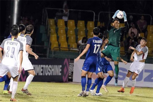Thái Lan lộ tử huyệt khó tin tại AFF Cup 2018
