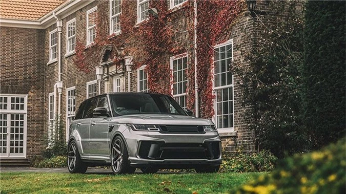 Range Rover Sport SVR 2019 ngầu hơn nhờ gói độ Kahn Design ảnh 1