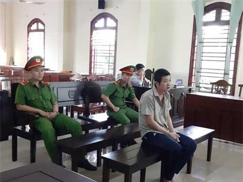 Cần Thơ: Ghen tuông, chém vợ rồi đẩy xuống sông