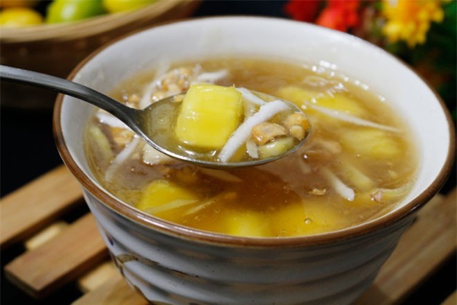 Món ăn vặt đốn tim du khách cho ngày thời tiết "ẩm ương"