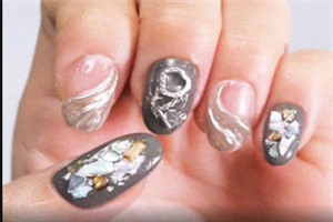 Clip: Bật mí những kiểu làm nail cho các cô nàng thích sang chảnh