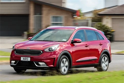 4. Kia Niro 2018 (giá khởi điểm: 23.340 USD).