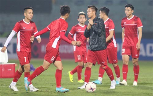 Báo Thái Lan bất ngờ “lăng xê” tuyển Việt Nam