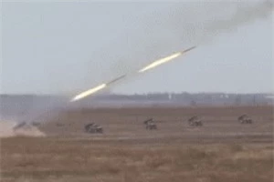 Tên lửa Nga phóng loạt. 