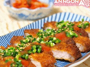 Clip: Hướng dẫn làm món heo chiên giòn sốt kiểu Thái ngon 'tê tái'