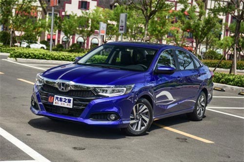 Cận cảnh Honda Envix 2019 phiên bản kéo dài của City