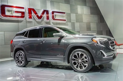 8. GMC Terrain 2018 (giá khởi điểm: 24.995 USD).