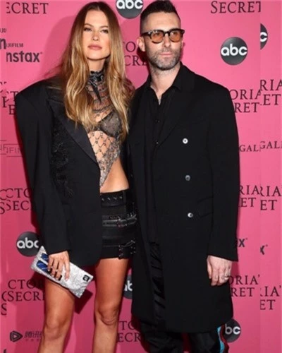 vo chong thien than noi y behati prinsloo 