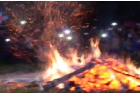 Clip: 'Lạ lùng' lễ hội nhảy lửa của dân tộc Pà Thẻn