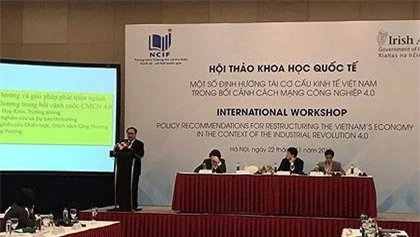 Hội thảo “Một số định hướng tái cơ cấu kinh tế Việt Nam trong bối cảnh cách mạng công nghiệp 4.0” . (Ảnh: Báo Đầu tư)