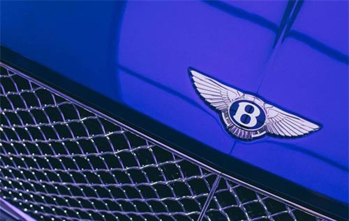Bentley nhận 'trái đắng' vì... chậm thay đổi