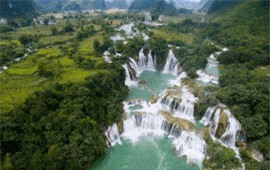 Clip: Vẻ đẹp hùng vĩ của non nước Cao Bằng nhìn từ trên cao