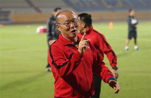 HLV Lê Thuỵ Hải: "Ông Park lắm chiêu, lo gì đối thủ bán kết!"